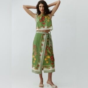 H&M GREEN FLORAL MIDI WRAP SKIRT